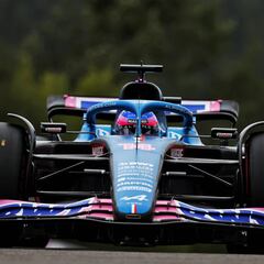 Alonso sigue haciendo “absolutamente lo mismo” en Alpine