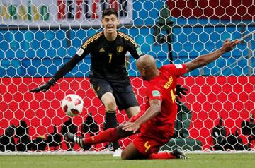 Thibaut Courtois y Vincent Kompany.