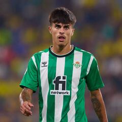 El Betis renueva a Juan Cruz hasta 2025
