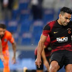 Fatih Terim lamenta los partidos que se ha perdido Falcao