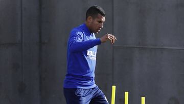 El central colombiano Jeison Murillo durante un entrenamiento con el Valencia