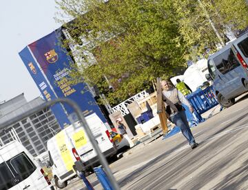 Ya están preparadas las Fan zones del Sevilla y Barça