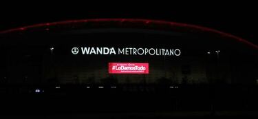 El Wanda Metropolitano se apagó en solidaridad por el coronavirus