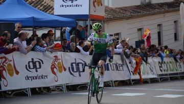 Gonzalo Serrano se destapa en Izn芍jar con un triunfo enorme