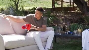 Alexis le pone fin a la Generación Dorada con un gesto emblemático y se hace viral