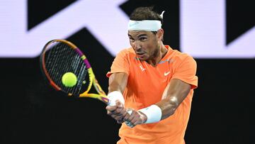 Rafa Nadal, contra Mackenzie McDonald, en el pasado Open de Australia.