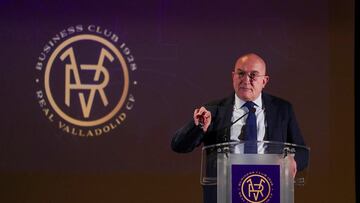 Presentación Club Business 1928 del Real Valladolid con la presencia de Juan García-Gallardo, vicepresidente de la Junta, y Jesús Julio Carnero, alcalde de Valladolid. Habla Carnero