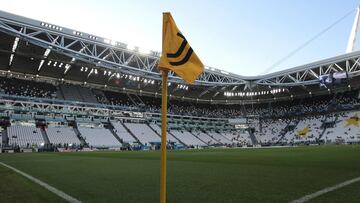 Twelve Juventus 'ultras' arrested as part of extortion probe