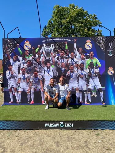 Las peñas disfrutan en Varsovia con la sexta Supercopa