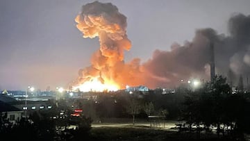 En la guerra, entre Rusia y Ucrania, el mayor temor en el mundo es que Vladimir Putin use la bomba termobárica, considerada como el 'padre de todas las bombas no nucleares.