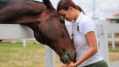 ¿Cuántos caballos tenía Elena Larrea y a qué se dedica Cuacolandia?