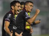 Lanús remonta en Chapecó con un Lautaro Acosta estelar