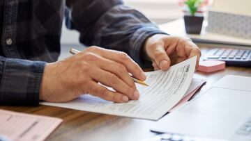 The IRS gives residents and businesses in areas hit by Hurricane Helene extra time, but only in certain places.