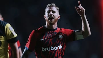 Muniain denuncia que llevan meses sin cobrar