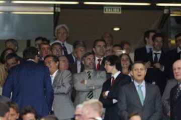 Gran ambiente en el palco del Bernabéu. 