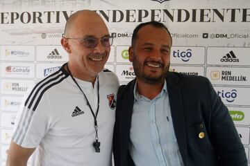 Rueda de prensa de presentación de Alfredo Arias en Medellín.