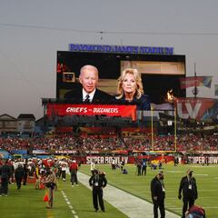 Was Joe Biden booed during the Super Bowl?
