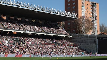 Panorámica del estadio de Vallecas durante el duelo contra el Barcelona.