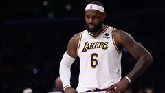 Los Angeles Lakers&#039; Lebron James had an injury scare on Sunday night after colliding with Grizzlies Desmond Bane in their narrow 121-118 victory.