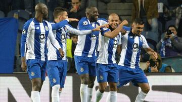 El Oporto golea y asegura el liderato ante el Portimonense