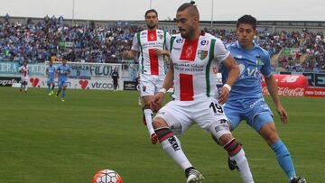 F&Atilde;&ordm;tbol, O&acirc;Higgins vs Palestino
 Decima fecha, Campeonato de Apertura 2016-2017
 El jugador de Palestino, Luna, izquierda  centr, disputa el bal&Atilde;&sup3;n contra Lezcano de O&acirc;Higgins durante el partido de primera divisi&Atilde;&sup3;n disputado en el estadio Bicentenario El Teniente.
 Rancagua, Chile. 
 31/10/2016 
 Jorge Loyola/Photosport
  
 Football, O&acirc;Higgins vs Palestino
 10 th date, Aperture Championship 2016-2017
 Palestino player, Luna, left , battles for the ball against  Lezcano of O&acirc;Higgins during the fisrt division football match at El Teniente stadium in Rancagua, Chile. 
 31/10/2016 
 Jorge Loyola/Photosport