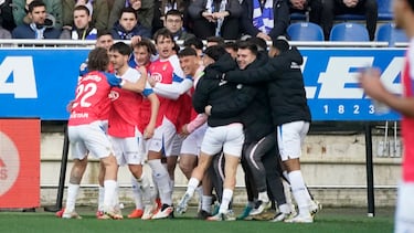 El ‘ave Fénix’ Espanyol ahuyenta a las palomas