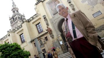 07/04/08 TOROS TOREO FERIA DE ABRIL ENTREVISTA AL TORERO MATADOR DE TOROS PACO CAMINO
FOTO: JUANJO UBEDA