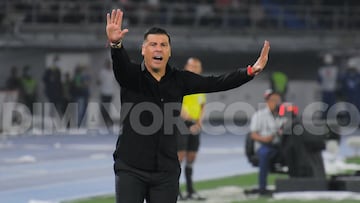 Juan Cruz Real podría dejar de ser el técnico de Junior tras la derrota ante Once Caldas por Liga BetPlay.