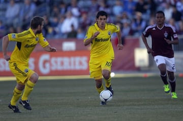 El 2012, Mirosevic acepta la oferta de Columbus Crew y sigue su carrera en la MLS. Estuvo durante una temporada en la MLS. 