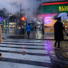 Nueva York avista la normalidad