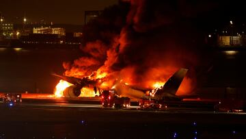 Japan Airlines' A350 airplane is on fire at Haneda international airport in Tokyo, Japan January 2, 2024. REUTERS/Issei Kato