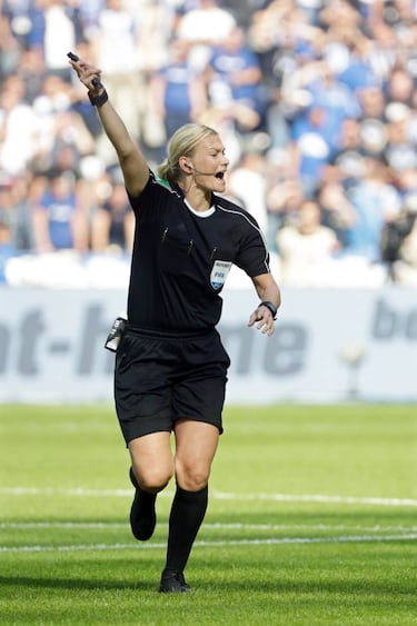 Steinhaus becomes first female ref in Europe's top leagues
