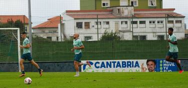 Los tres lesionados del Racing empiezan a ver la luz
