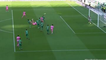 Es desde ya uno de los goles de LaLiga: ¡qué burrada lo que se vivió en el Villamarín!