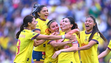 Kiana Palacios celebrates her goal 1-0 of America during the Semi-Finals second leg match between America and Guadalajara as part of the Torneo Clausura 2025, Liga MX Femenil at Ciudad de los Deportes Stadium on May 04, 2025 in Mexico City, Mexico.