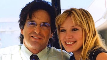 Robert Carradine y Hilary Duff
