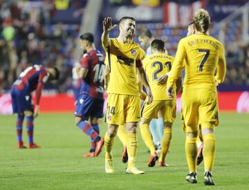 Atlético captain Gabi Fernández and Antoine Griezmann savour Los Rojiblancos' fifth goal.