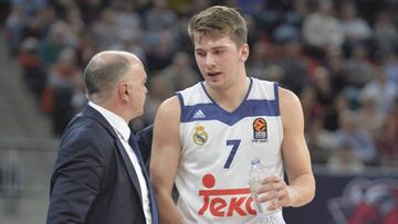 Pablo Laso con Doncic.