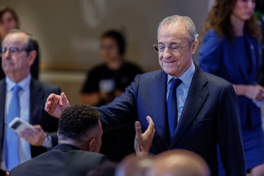 Mbappé recoge la Bota de Oro: “¡Espero ganar el año que viene!”