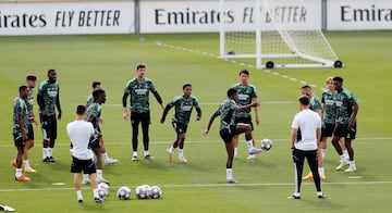 Vinicius y Rodrygo en el rondo.