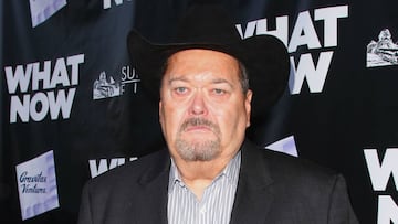 El mítico anunciador indicó que su etapa en la compañía de Vince McMahon ha llegado a su fin tras las pocas oportunidades que ha recibido últimamente.