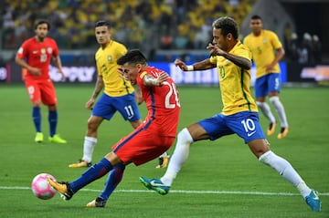 Las mejores imágenes del duelo entre Chile y Brasil