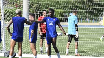 Rl Bilal enuno de sus ¨²ltimos entrenamientos con el Almer¨ªa
