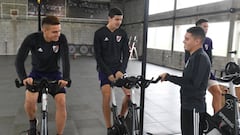 Quintero volvió a Argentina y Gallardo dio la lista de River