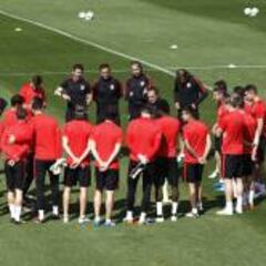 Carrasco no trabajó con el grupo y Raúl García visitó a sus ex