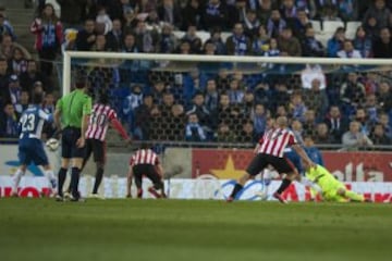 0-2. Etxeita subió el segundo tanto al marcador.