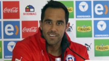 Claudio Bravo destacó el rol del público en esta Copa América.