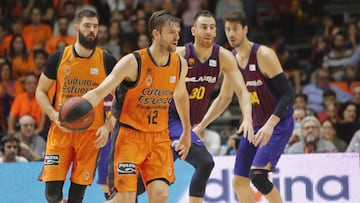 21/10/18 PARTIDO DE BALONCESTO ACB
 VALENCIA BASKET - FC BARCELONA LASSA  AARON DOORNEKAMP