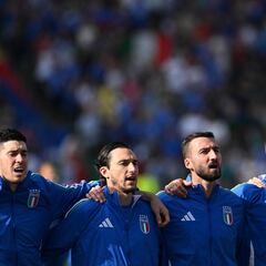 Why do Italy play in blue and why are they called ‘Azzurri’?