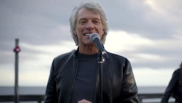 En esta imagen del video, Jon Bon Jovi se presenta durante el evento Celebrating America el mi&eacute;rcoles 20 de enero de 2021, luego de la toma de posesi&oacute;n de Joe Biden como el 46 &deg; presidente de los Estados Unidos.